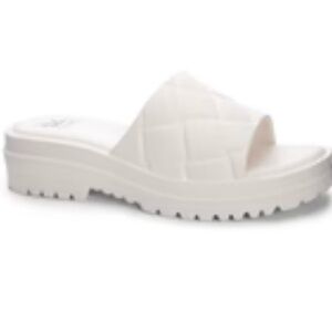 Women's Chinese laundry lighting slide White Quilted sandals